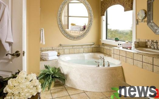 Bathroom mirror anti-fog and moisture-proof tips