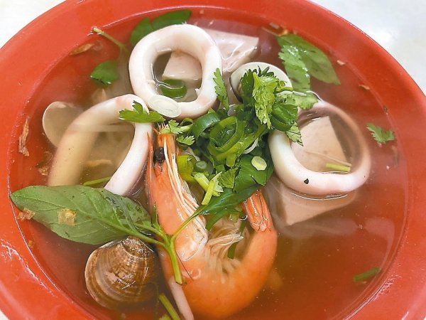 When I traveled to Vietnam, I found that there were no fat people on the streets? I understood all the local cuisine at first glance: It’s hard to gain weight