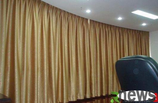 Installation method of blackout curtains Maintenance method of blackout curtains