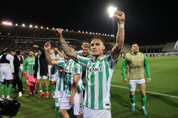 He loves it very much! Spanish media: Anthony made it clear that he did not want to go back to Manchester United and was willing to return to Betis with a significant salary cut