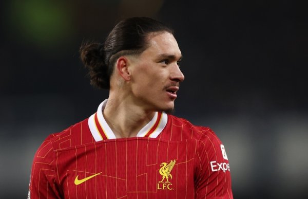Goal: Juventus is interested in Hoylen and Nunez, Liverpool is priced at 60 million euros for players