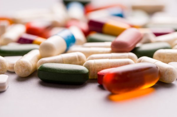 The latest research shows that fractures cannot be prevented! Expert: Vitamin D supplement should be stopped
