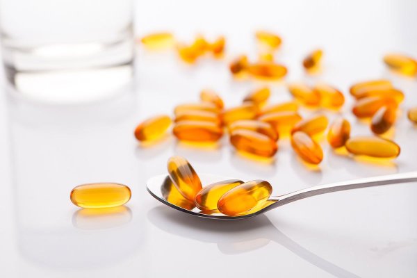 Eating fish oil to fight depression? Latest research in the journal of Power: Not recommended