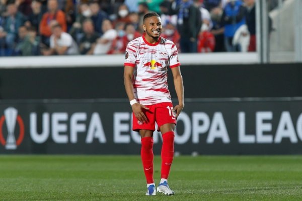 Desky Sky: Leipzig still wants Nkunku but only considers loan, Chelsea demands permanent transfer