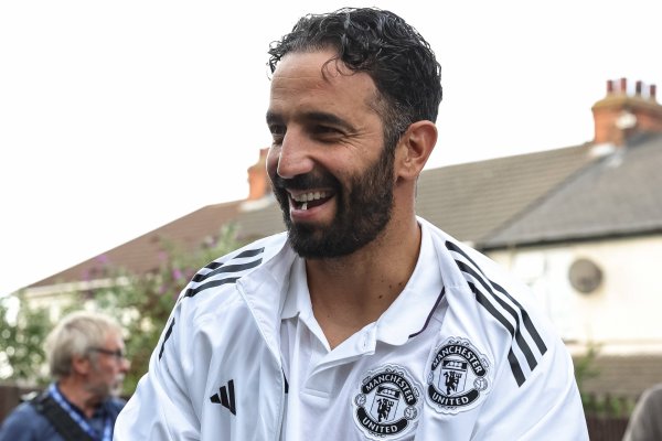 No get out of class will be terminated! Thames: Amorin still has support from Manchester United s board of directors, La Jue is willing to give him time