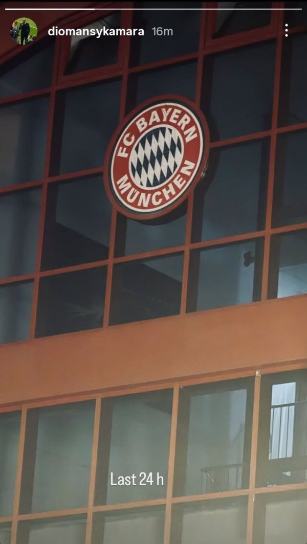 It really failed 😭 Jackson s agent expressed confidence many times, and now deleted the news of Bayern team logo