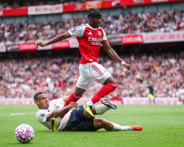 Reporter: Maduaike underwent a knee examination today and did not injure the cruciate ligament. The time for the injury is to be determined
