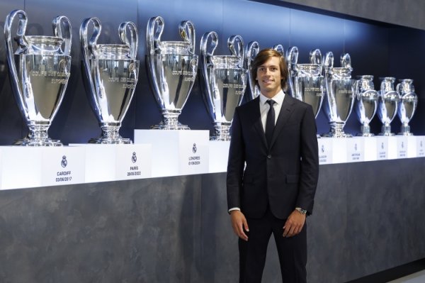 Marca reports Carreras  transfer tug-of-war: Four months of life-changing, always the first choice for Real Madrid