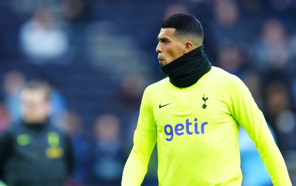 Polo has sent 18 assists in all competitions in the 23/24 season, with the most Premier League defenders