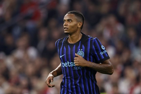 Romano: I can confirm 101% that Inter Milan will buy out Akanji for 15 million euros, and I am very satisfied with him